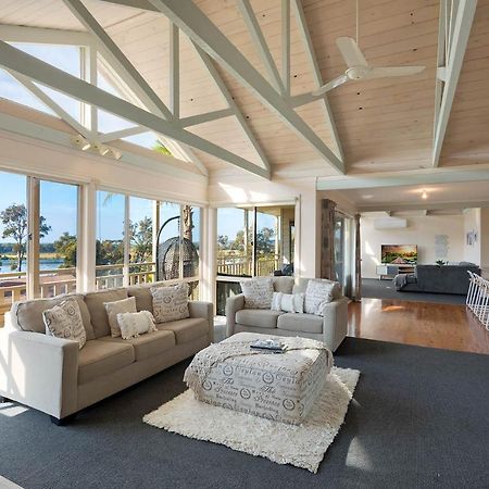 Pelican Lake Holiday House Merimbula Extérieur photo